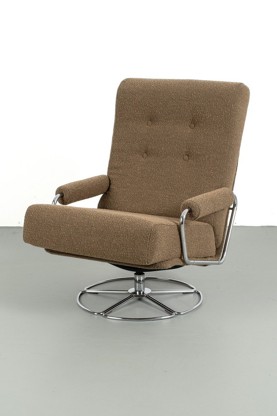 Image 1 of Jan des Bouvrie armchair