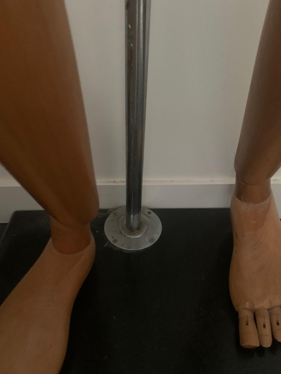 Image 1 of VIntage Mannequin en bois et grandeur nature