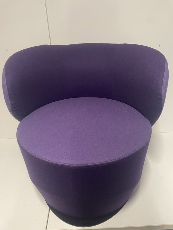 Image 1 of Fauteuil Triumph Design purple