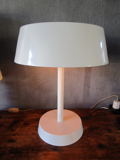 Beautiful Retro Table Lamp