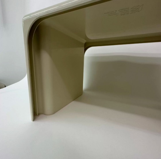 Image 1 of Table d'appoint moderne italienne en plastique attribuée à Giotto Stoppino pour Elco Scorze, années 1970