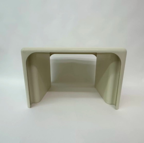 Image 1 of Table d'appoint moderne italienne en plastique attribuée à Giotto Stoppino pour Elco Scorze, années 1970