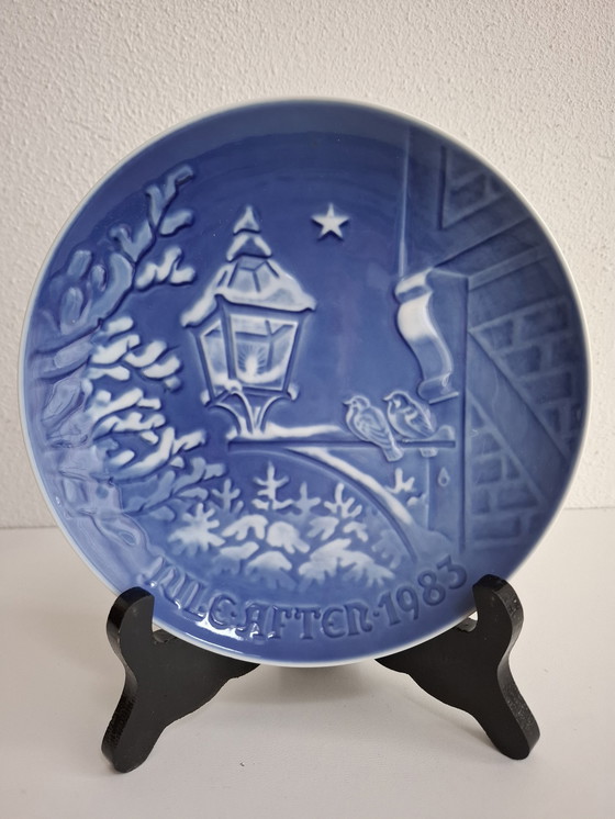 Image 1 of Wall plate Christmas plate Royal Copenhagen 1983