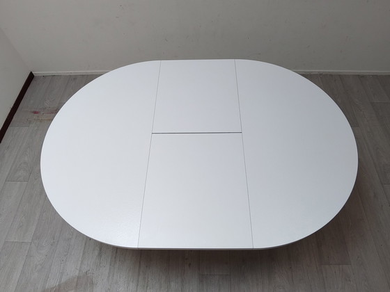 Image 1 of Table de salle à manger ronde extensible Pastoe