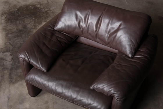 Image 1 of Cassina maralunga armchair by Vico Magistretti