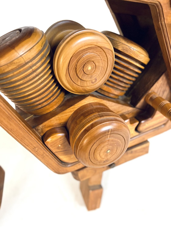 Image 1 of Harley Davidson '70 in teak massiccio 1:1