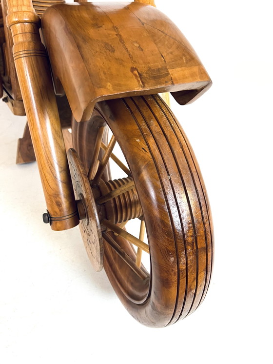 Image 1 of Harley Davidson '70 in teak massiccio 1:1