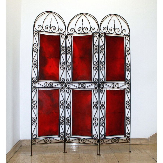 Image 1 of Vintage orientalist screen in wrought iron and painted leather