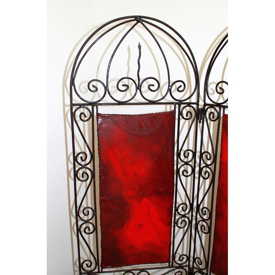 Image 1 of Vintage orientalist screen in wrought iron and painted leather