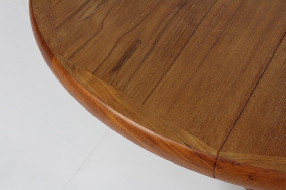 Image 1 of Danish round extendable dining table