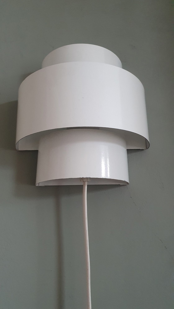 Image 1 of Anvia C21 wall lamp