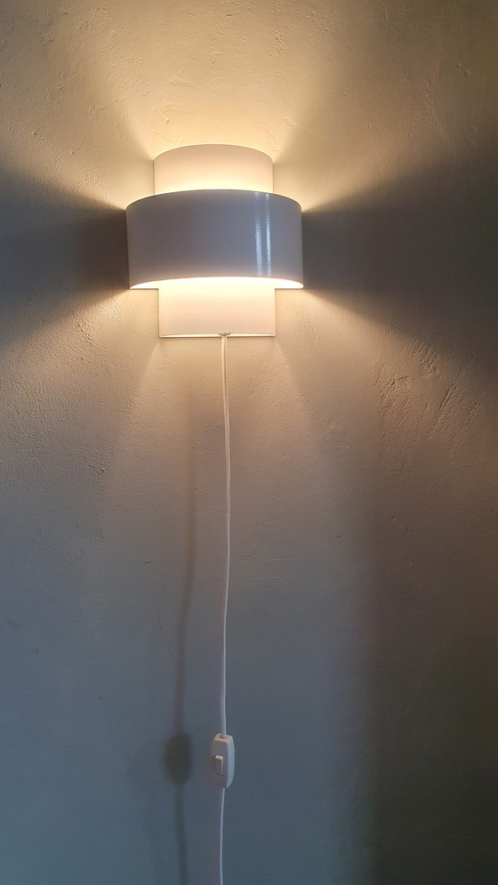 Image 1 of Anvia C21 wall lamp