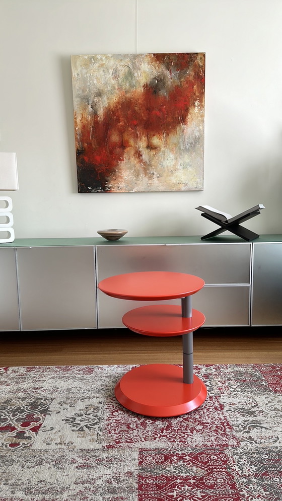 Image 1 of Leolux Cyclo side table