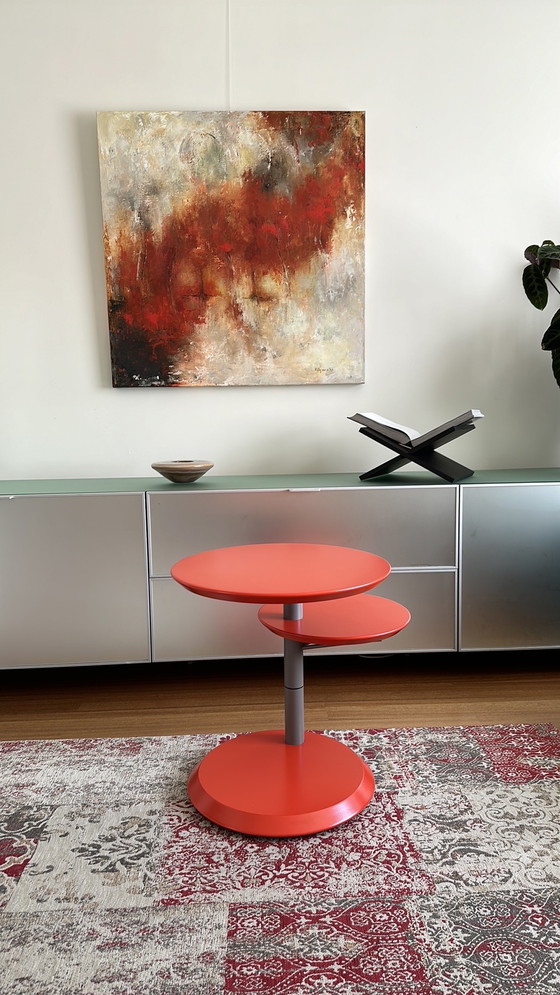 Image 1 of Leolux Cyclo side table