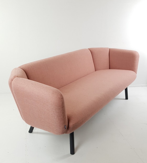 Image 1 of Artifort Bras sofa pink shift fabric