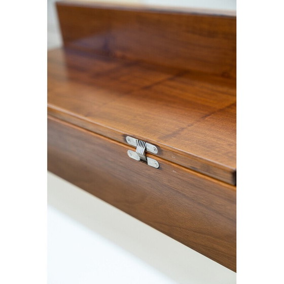 Image 1 of Vintage walnut veneer coffee table by Michelucci and Giovanni, 1970