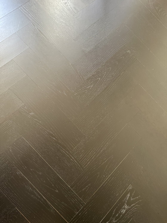 Image 1 of Mesa de comedor en espiga