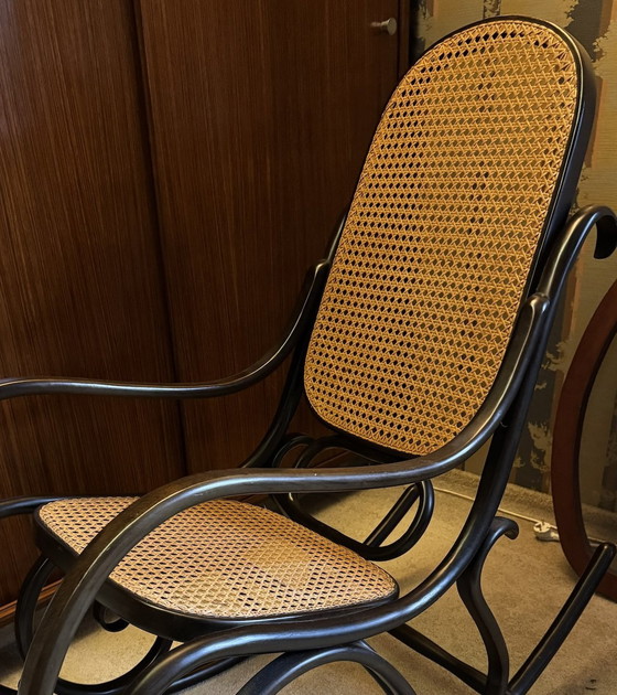 Image 1 of Mecedora Thonet