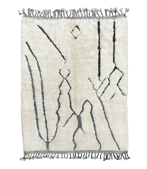 "Zendaya" - White Modern Moroccan Wool Rug