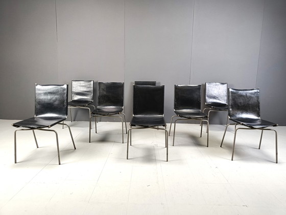 Image 1 of Chaises de salle à manger en cuir noir par Fabiaan Van Severen, 1990S