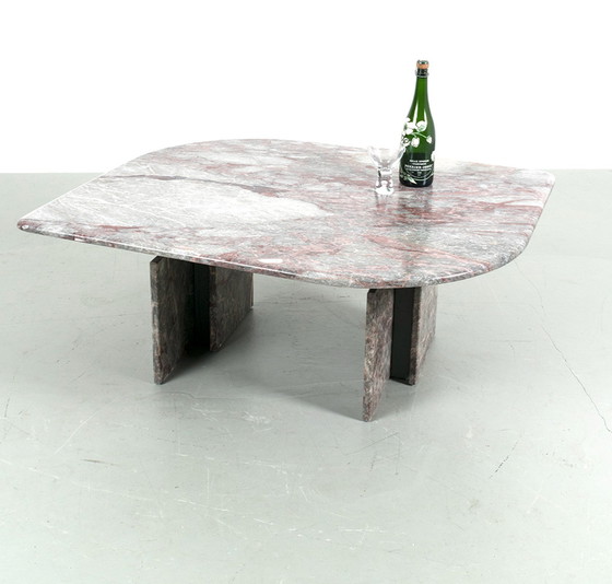 Image 1 of Adjustable coffee table