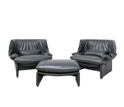 Cassina Portovenere Set of Armchairs With Hocker