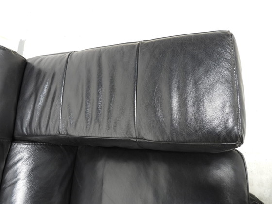 Image 1 of Natuzzi 3 seater sofa adjustable