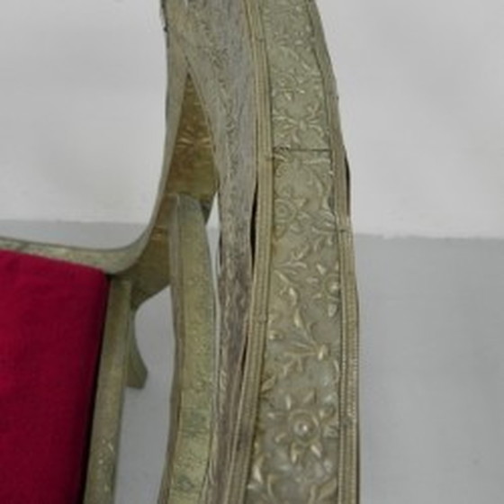 Image 1 of Chaise de salle à manger avec étain estampé