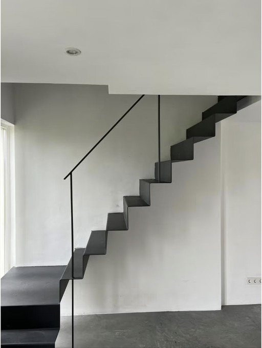 Floating Design Staircase