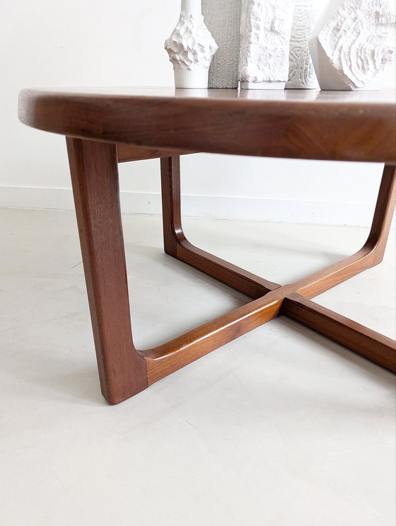 Image 1 of Round Midcentury Coffee Table By Niels Bach