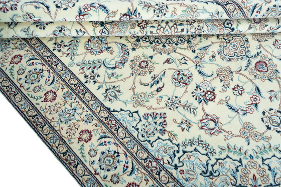 Image 1 of 300 X 200 Cm Hand-Knotted Nain 9 La Persian Rug With Silk