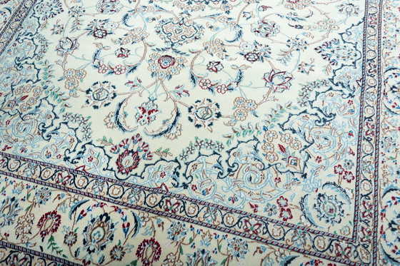 Image 1 of 300 X 200 Cm Hand-Knotted Nain 9 La Persian Rug With Silk