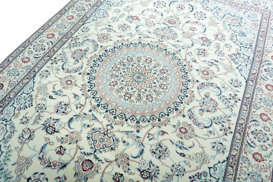 Image 1 of 300 X 200 Cm Hand-Knotted Nain 9 La Persian Rug With Silk