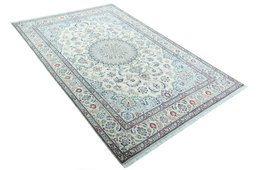 300 X 200 Cm Hand-Knotted Nain 9 La Persian Rug With Silk