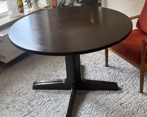 Thonet rosewood extendable round dining table