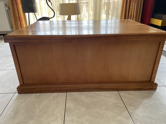 Image 1 of Cassettiera in teak con 3 cassetti e ribalta superiore