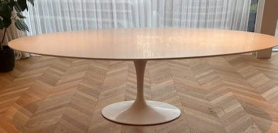 Image 1 of Saarinen 244 tulip table