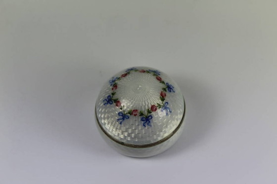 Image 1 of 19é English antique silver Enameled ball box 925