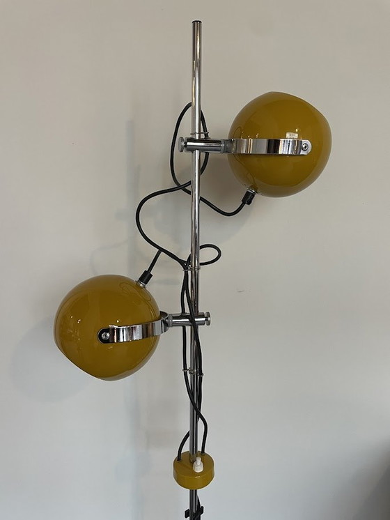 Image 1 of Anvia Floor Lamp