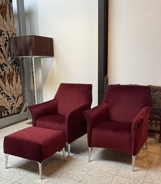 Image 1 of Leolux Mayuro Armchairs Plus Hocker 50% Discount