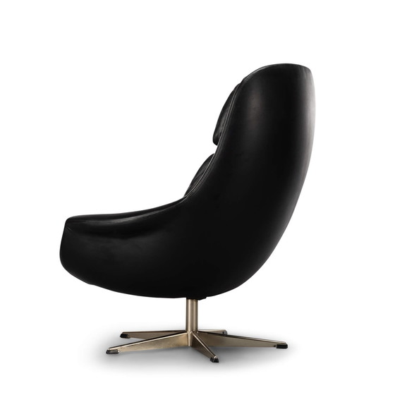 Image 1 of Black Leather Swivel Chair By H.W. Klein For Bramin, 1960S