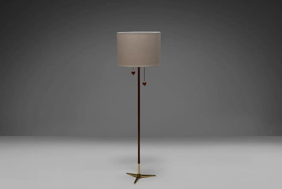 Image 1 of Tripod Floor Lamp