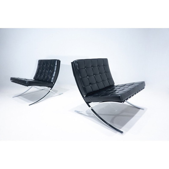 Image 1 of Pair of vintage Barcelona armchairs in black leather by Mies Van Der Rohe for Knoll, 1960s
