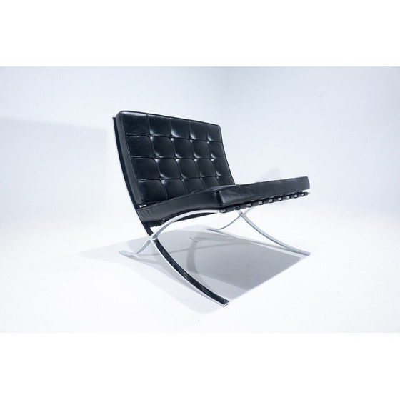 Image 1 of Pair of vintage Barcelona armchairs in black leather by Mies Van Der Rohe for Knoll, 1960s
