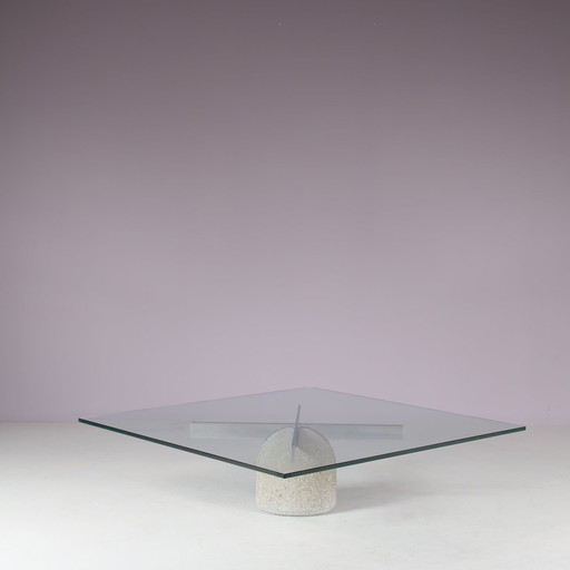 "Paracarro" Coffee table by Giovanni Offredi for Saporiti, Italy 1970