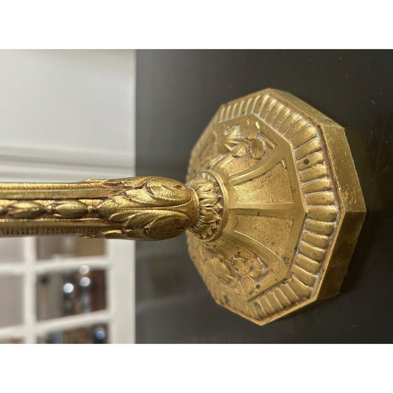 Image 1 of Vintage Art Deco brass lamp with floral decoration, 1940