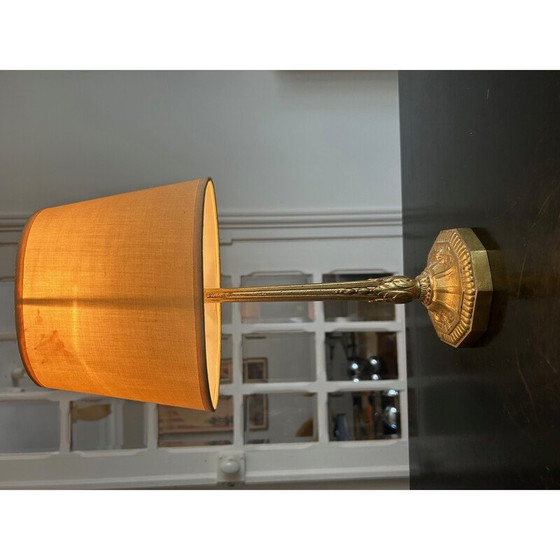 Image 1 of Vintage Art Deco brass lamp with floral decoration, 1940