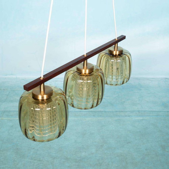 Image 1 of Lampe suspendue vintage en verre ambré Design suédois, Midmod Lampe en verre