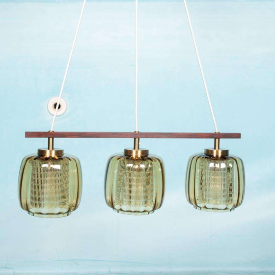 Image 1 of Lampe suspendue vintage en verre ambré Design suédois, Midmod Lampe en verre