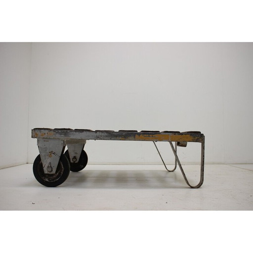 Carro industrial antiguo, Checoslovaquia, 1950